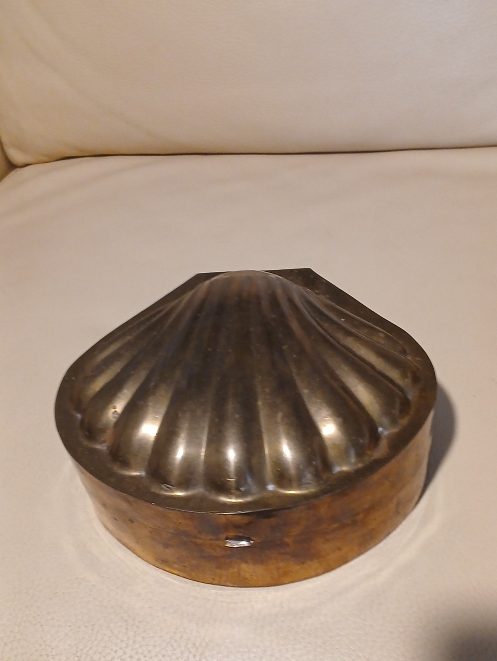 Vintage Shell-Shaped Brass  Box.